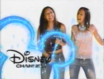 Disney Channel - Sister Sister (2002)
